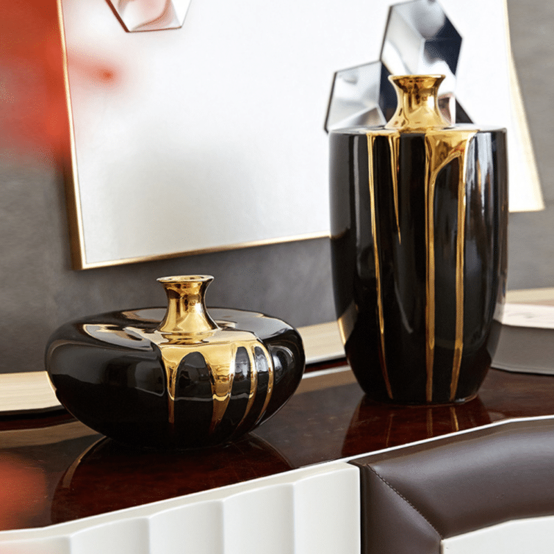 Vase céramique noir moderne