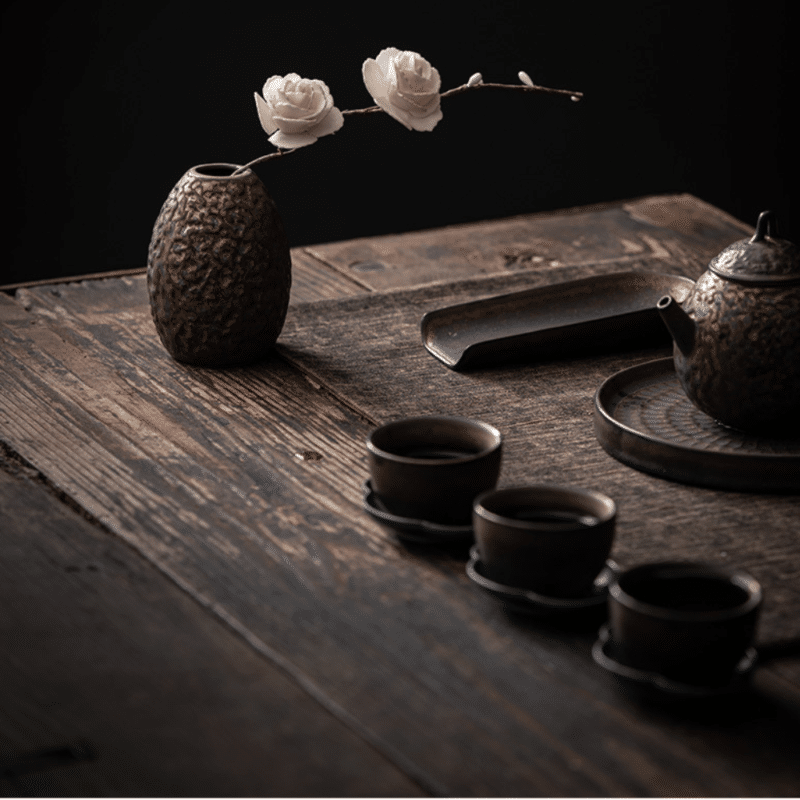Vase japonais doré en céramique